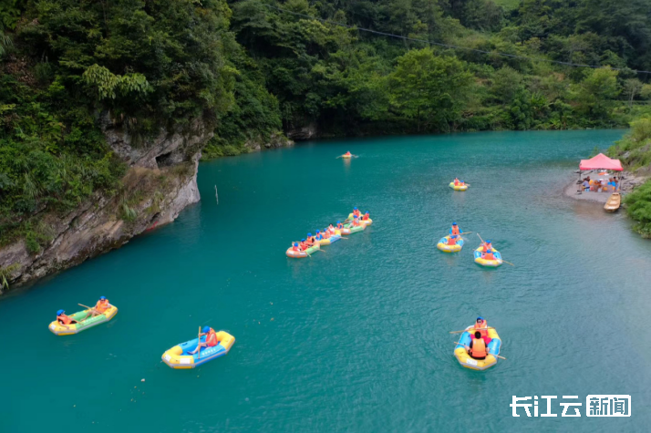 湖北咸丰正式接棒全国“村BA”中部赛区赛事，融合休闲观光打造乡村体育盛会